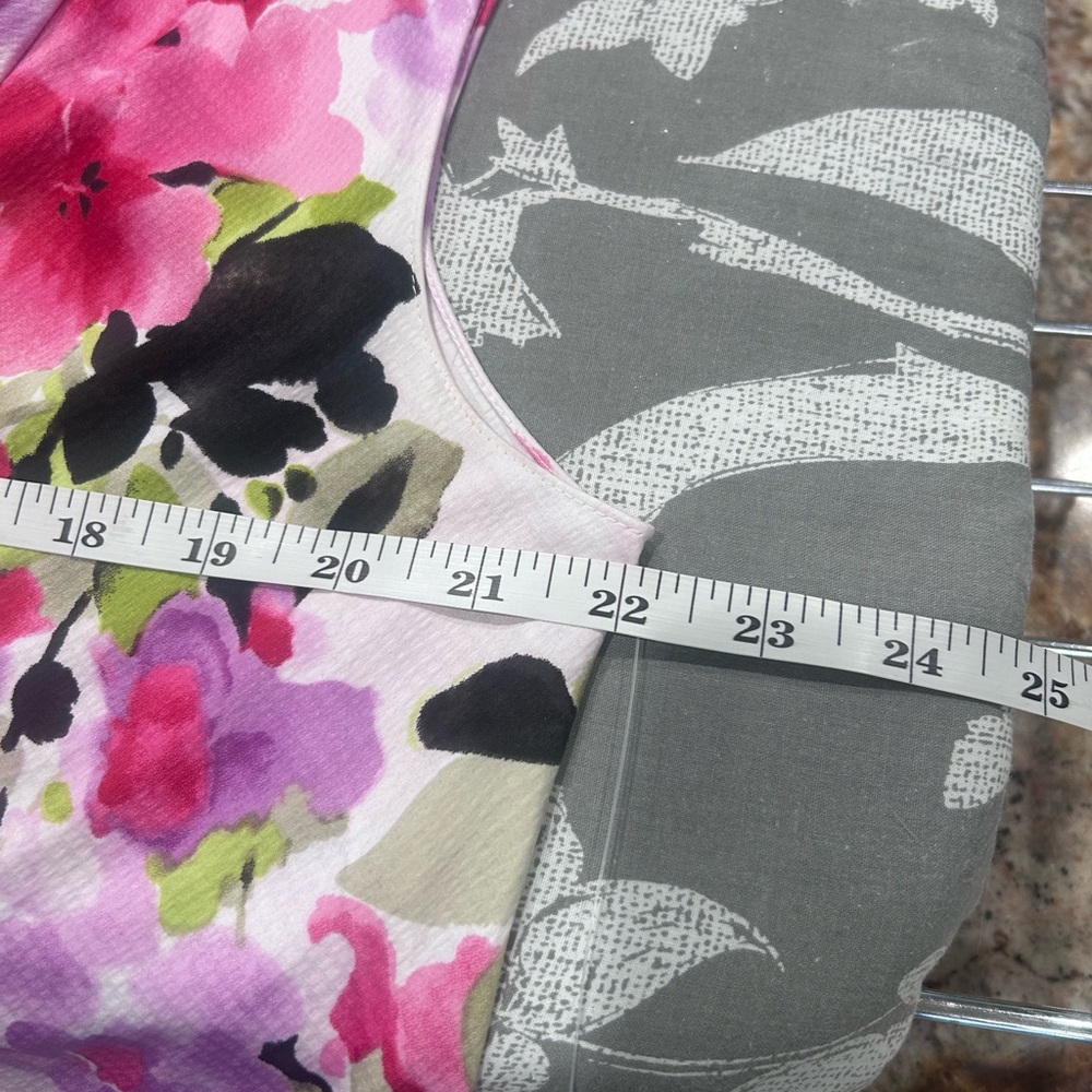 🩷”Anne Klein” NWT Multi Color Pink/Lavender Floral Cowl Neck Short Sleeve Blouse - Picture 12 of 12